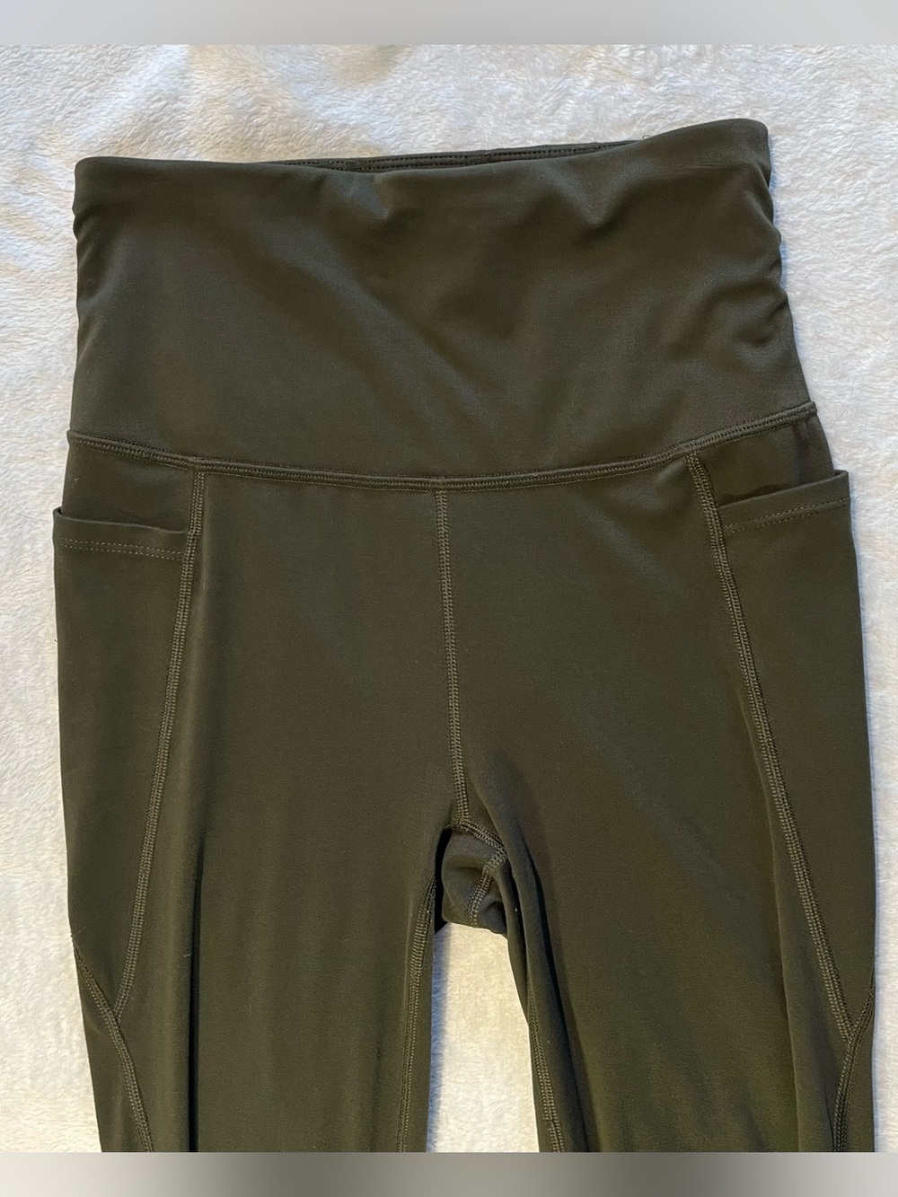 All In Motion - Forest Green Leggings with Pockets - Size XS